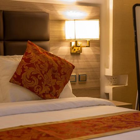 Hikayet Abeer Hotel Apartment 제다 외부 사진